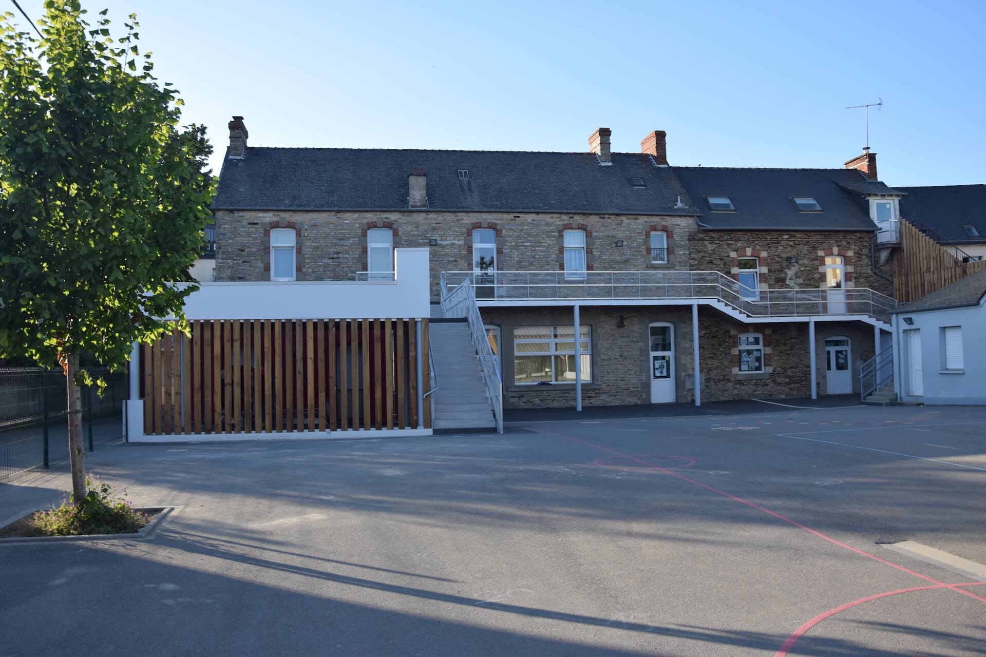 L'école élémentaire L'école élémentaire